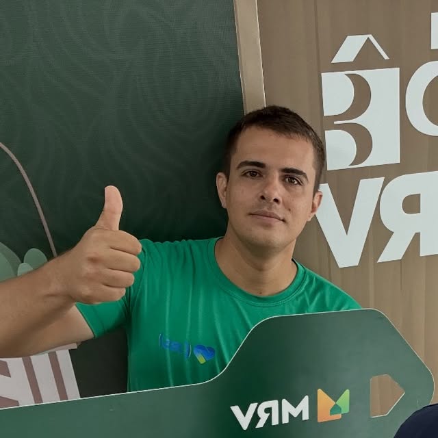 Publicação de @mrv.dowglas_melo: Depoimento de cliente sobre o atendimento Black MRV.